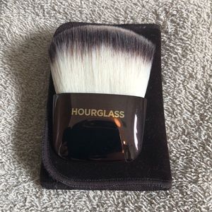 Hourglass makeup brush